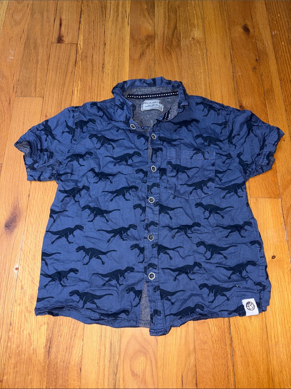 ⭐️ 5 for $25.00⭐️ Free Planet Navy Dinosaur Print Kids Shirt Sz 6